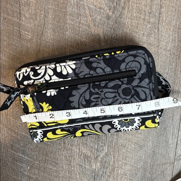 Vera Bradley Turn Lock Wallet Baroque Yellow Gray Black White Floral - Picture 13 of 14